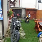 Vratnik ゲストハウス