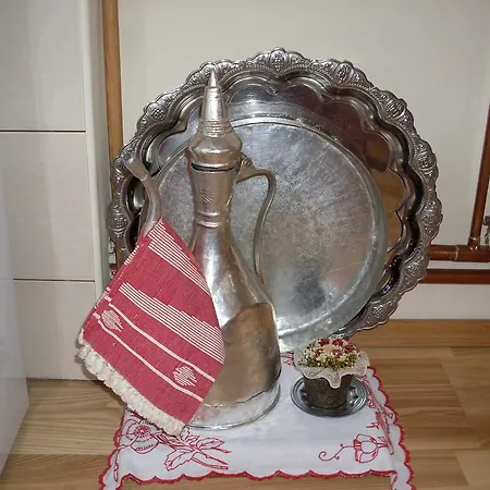 Vratnik 招待所 4*