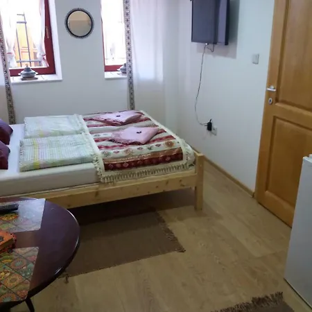 Affittacamere Vratnik 4*